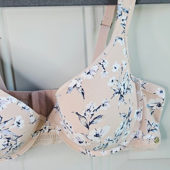 Lucky Brand Pale Pink Floral Lightly Padded Bra Size 42C Under Wire Adjustable - Picture 3 of 7
